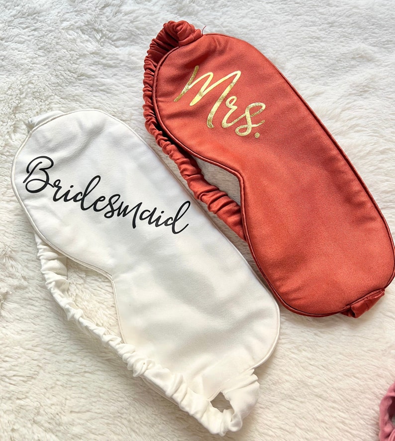 Custom Silky Soft Bridesmaid Sleep Mask with Scrunchies Party Gift